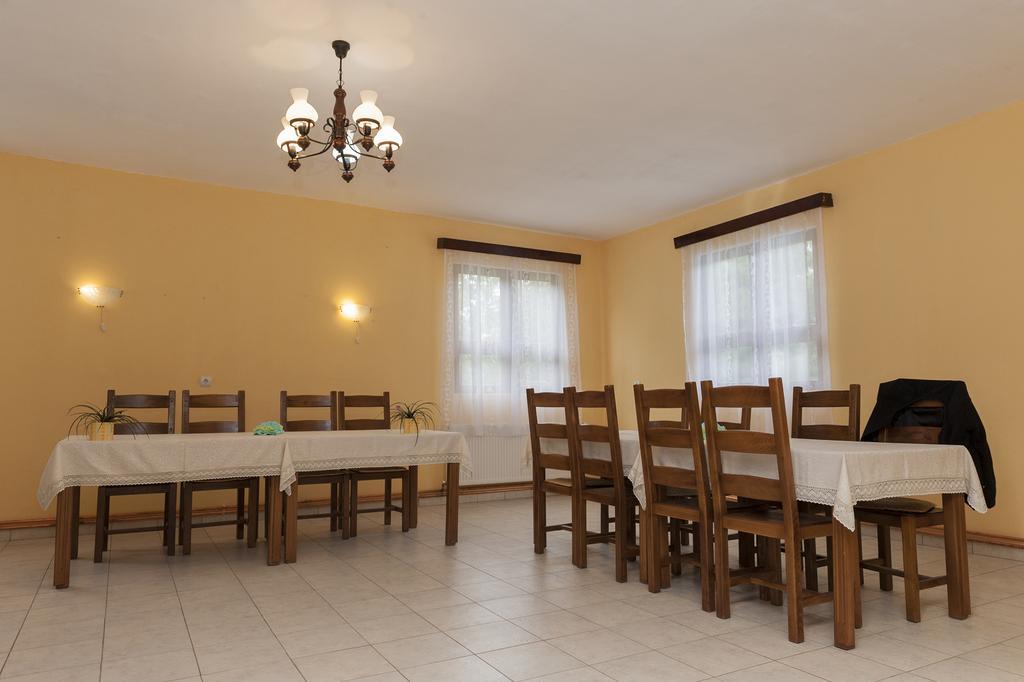 Pensiunea Radu Cisnădie Habitación foto