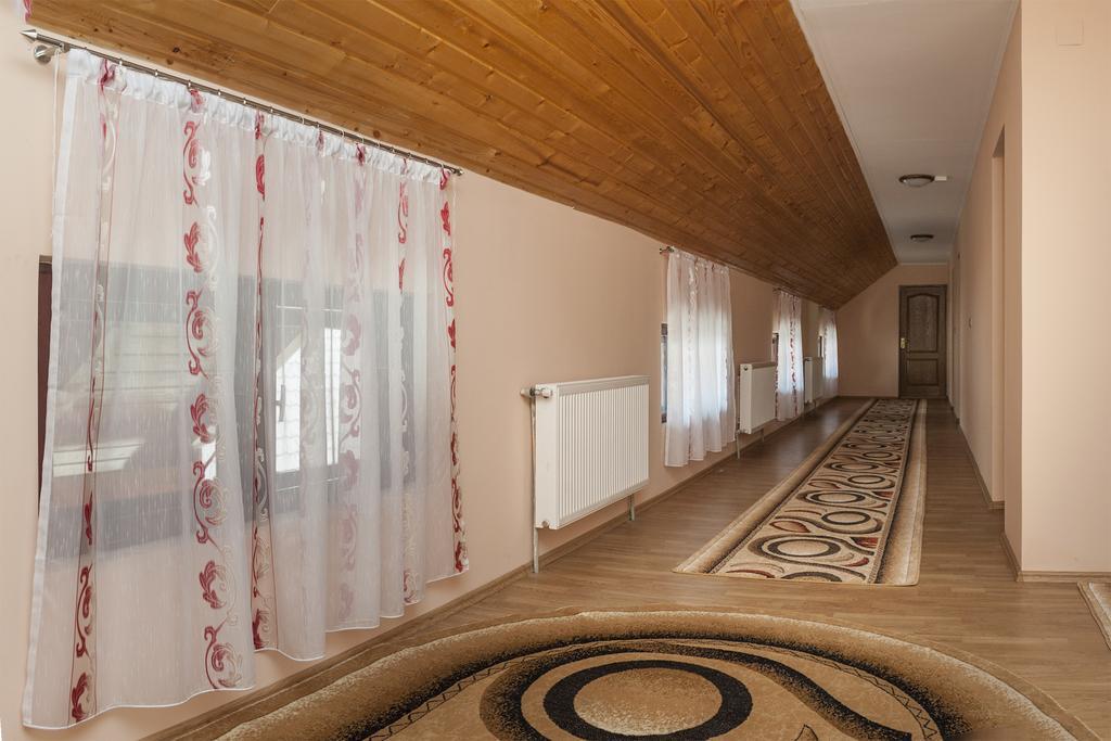 Pensiunea Radu Cisnădie Exterior foto